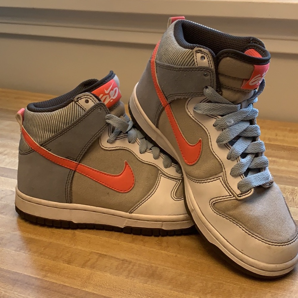 Nike 6.0 women’s Hightops